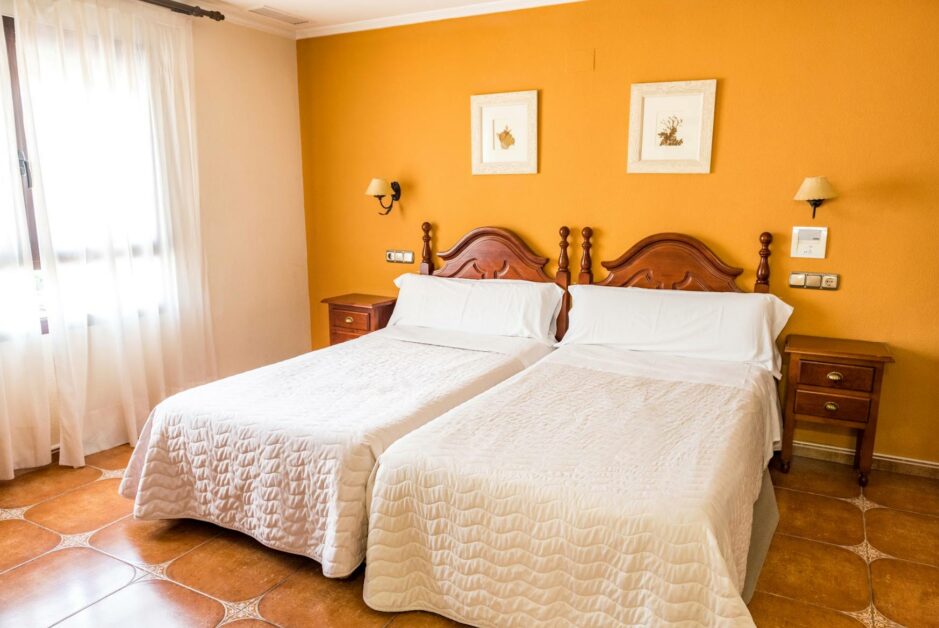 hostal la posada torrellano elche alicante habitaciones doble individuales
