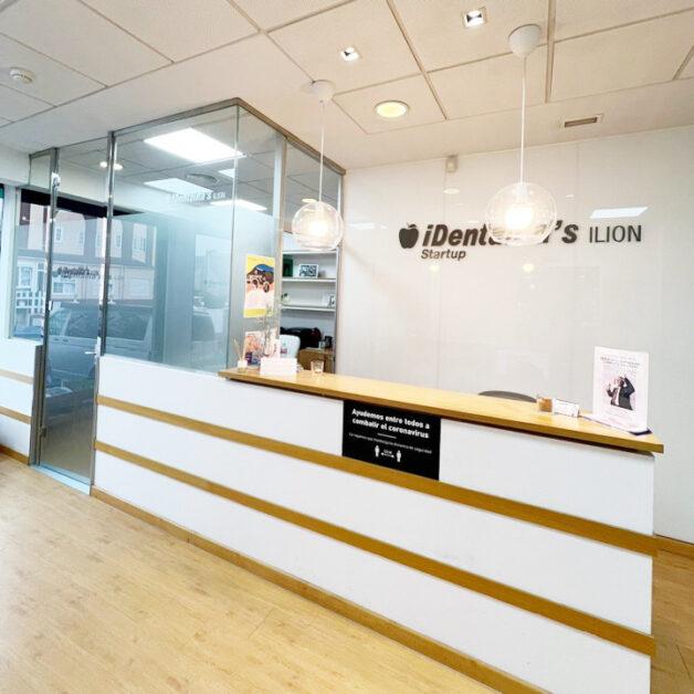 CLINICA DENTAL IDENTALITAS ILION - Imagen 1
