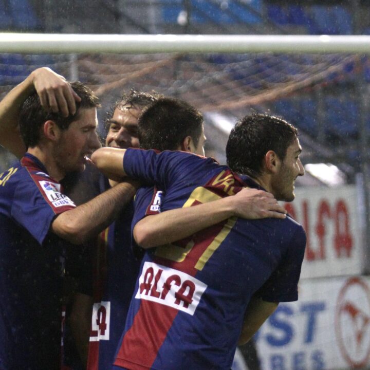 Foto de Web No Oficial de la Sociedad Deportiva Eibar SD en Cubelles - Imagen 3