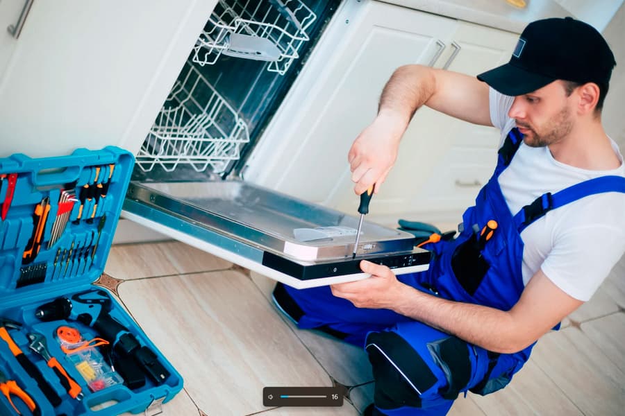 Técnico de neveras Barcelona - Imagen 15